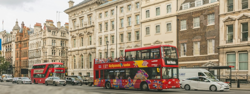 Экскурсии на двухэтажном автобусе