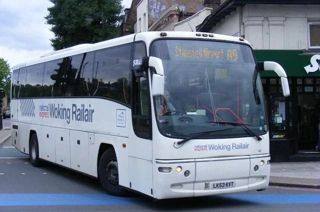 Автобус National Express