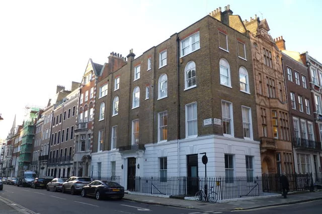 Фото: Philafrenzy / Wikimedia Commons / CC-BY-SA-4.0 Угол улиц Велбек и Бентинк