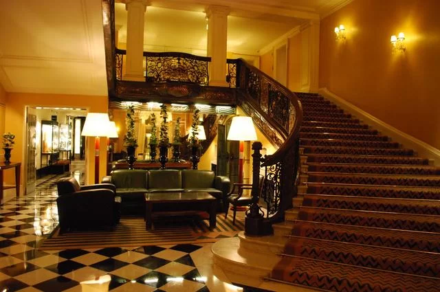 Фото: Josh Friedman / Flickr / CC BY-ND 2.0 Claridge's