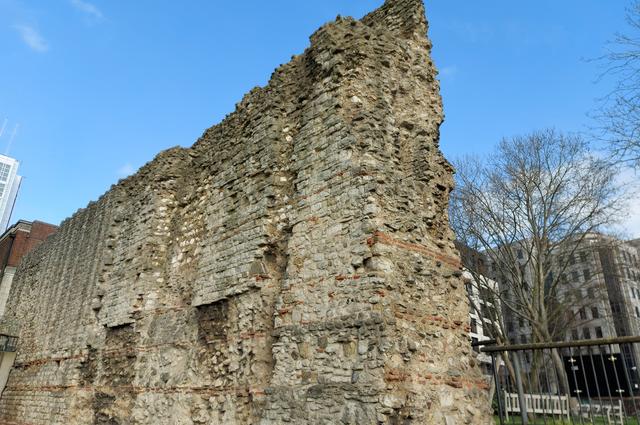 Римская стена Лондона