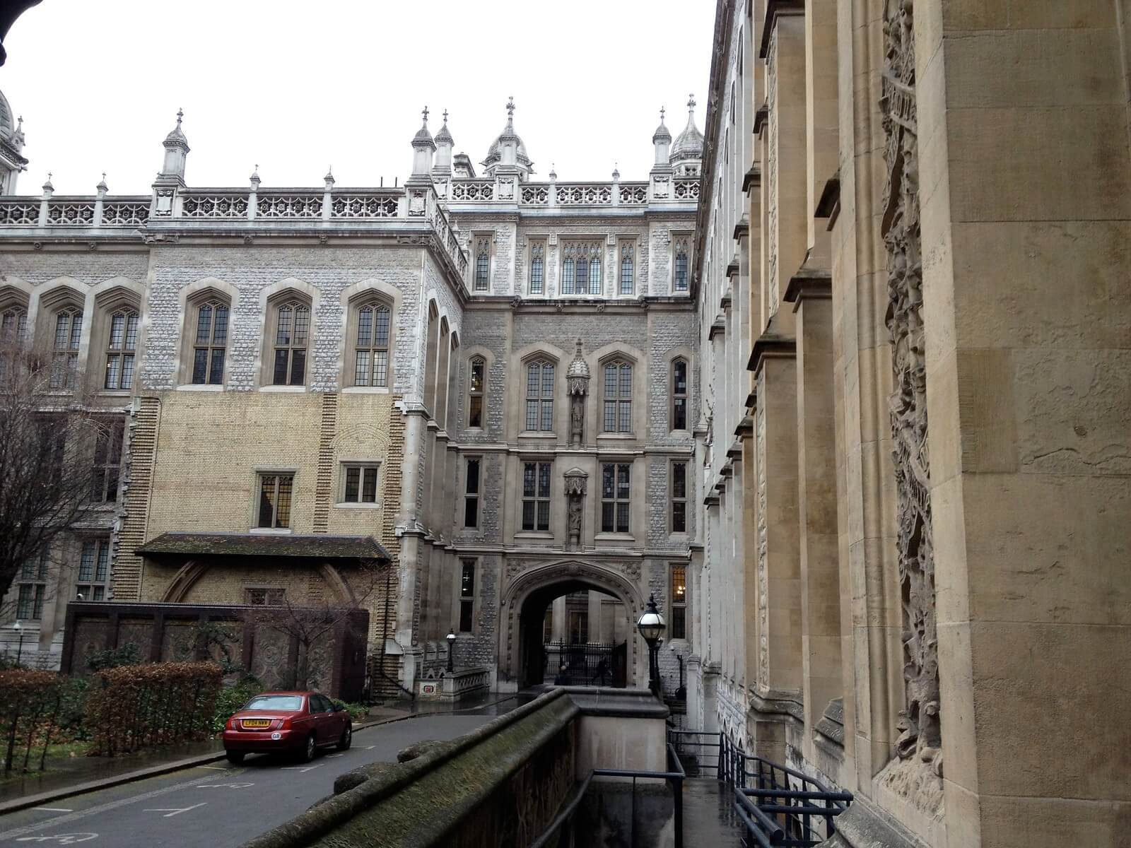 Университеты и колледжи Лондона