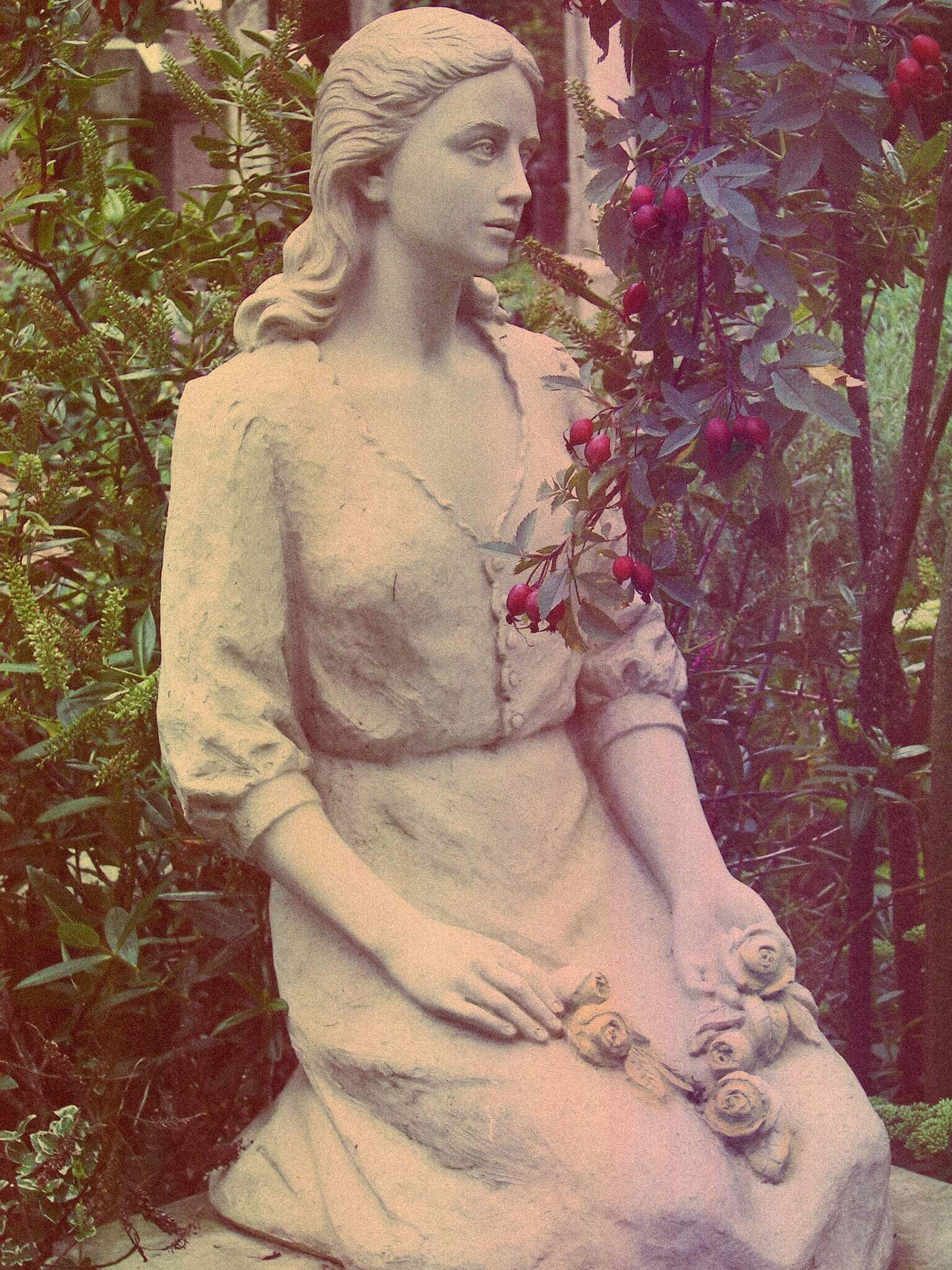 Хайгейтское кладбище: готика и мистика на севере Лондона