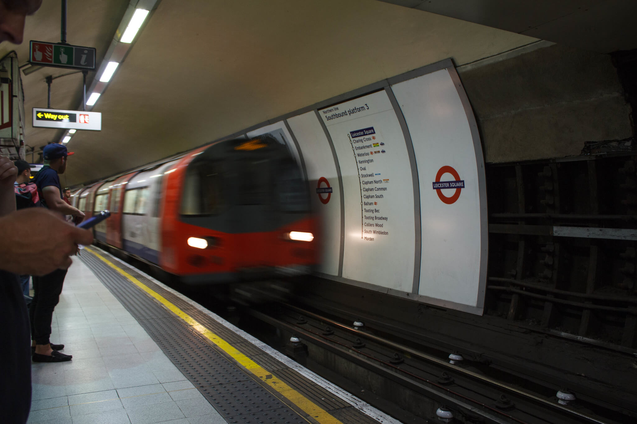 станций метро Лондона