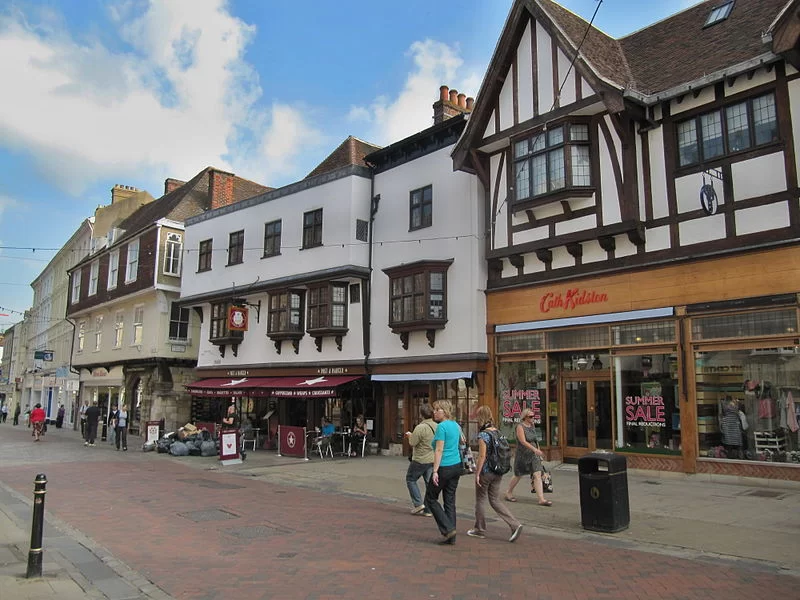 Улица Хай-стрит