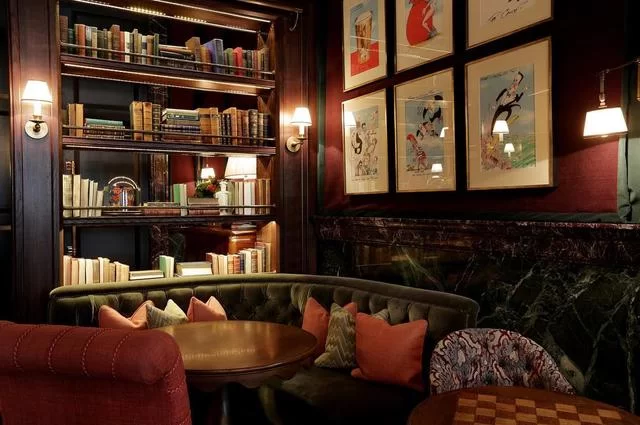 Scarfes Bar. Фото https://scarfesbar.com/